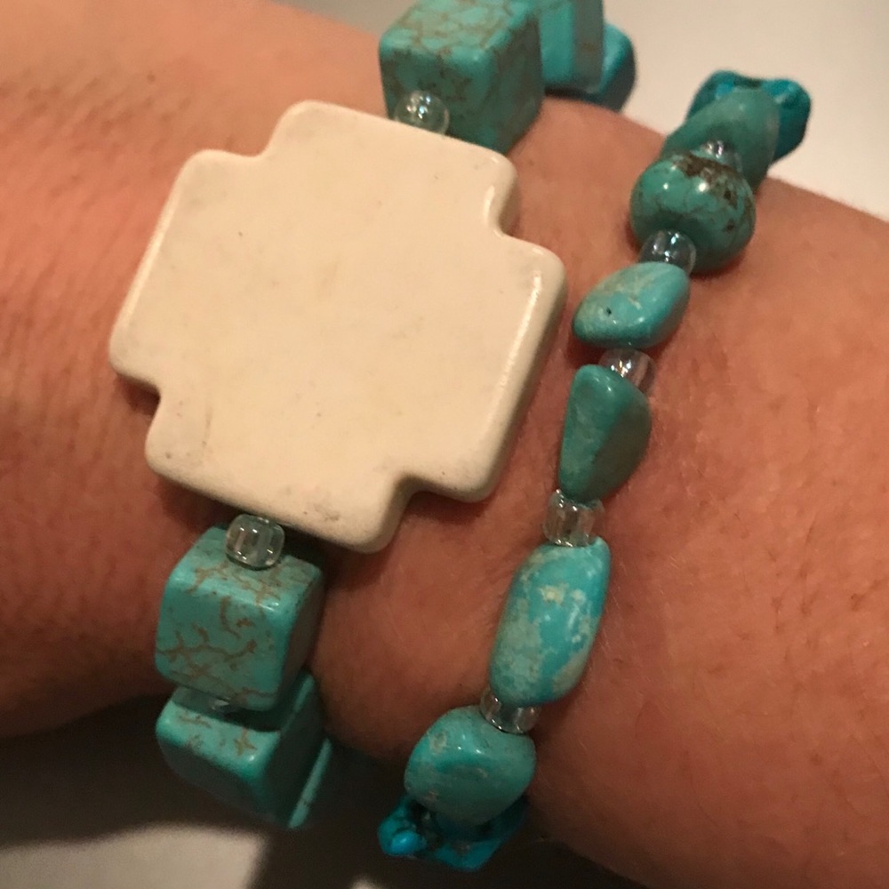 2 Howlite Stretch Bracelets